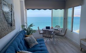Bow Sea Apartment